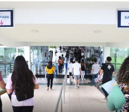 Fies abre inscrições para o segundo semestre nesta terça-feira