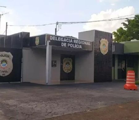 Após alegar ciúmes, homem é preso por matar mulher a facadas
