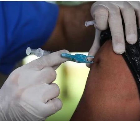Vacina contra gripe com eficácia de até 73% recebe aval da Anvisa
