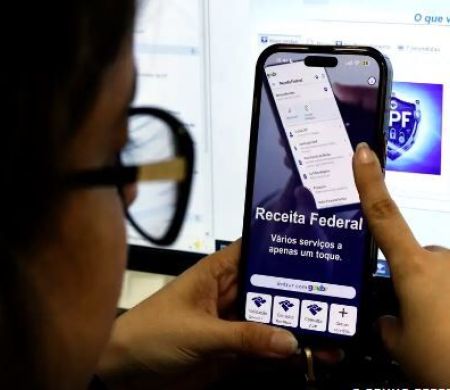 Receita paga hoje lote especial de restituição do Imposto de Renda
