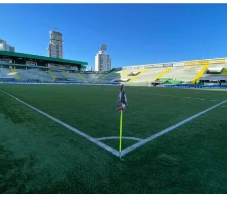 Chapecoense e Flamengo se enfrentam pela 19ª rodada do Brasileiro&nbsp;
