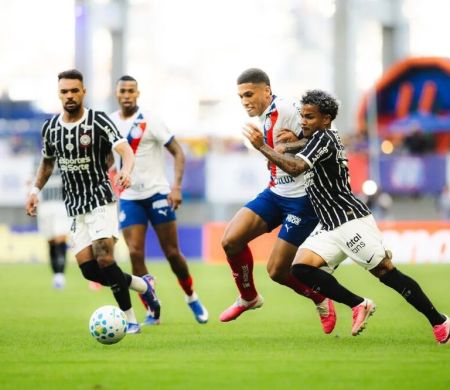 Bahia e Corinthians empatam em jogo pegado na Arena Fonte Nova