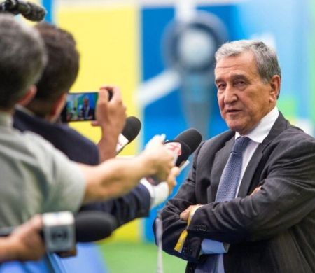 Parreira apresenta melhora e é transferido para unidade semi-intensiva