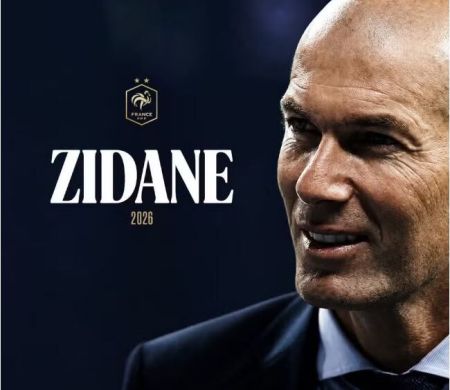 Zidane retorna ao futebol como técnico da seleção francesa