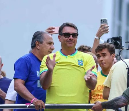 Flávio Bolsonaro anuncia vice da chapa presidencial nesta quarta-feira
