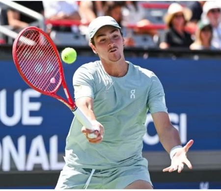 Fonseca vence ex-top 3 e vai à 3ª rodada do Masters 1000 de Montreal