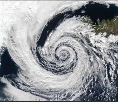 Inmet alerta para ciclone bomba com risco de temporais e ventania
