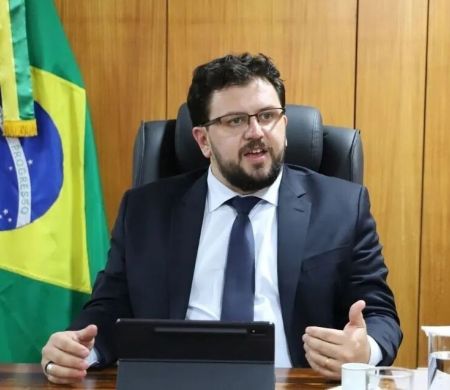 PL pede a Mendonça quebra de sigilo contra ex-chefe de gabinete de Lula