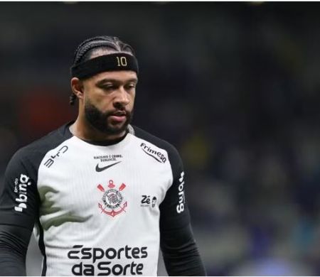 Após muita conversa, Corinthians decide não renovar com Memphis&nbsp;