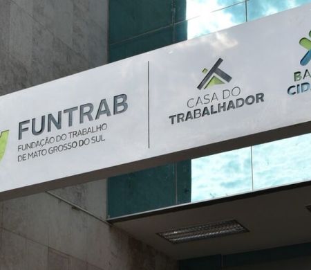 Papai Noel pode faturar até R$ 22 mil em vagas abertas na Capital