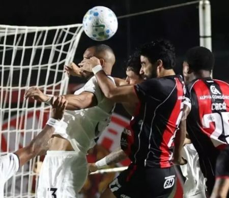 Debaixo de muita chuva, Vitória supera Botafogo por 1 a 0 pelo Brasileirão