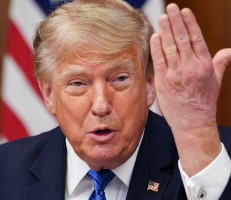 Trump ameaça União Europeia com tarifas por aproximação com Canadá