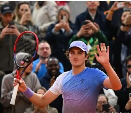 Dor abdominal tira tenista João Fonseca do Masters de Cincinnati