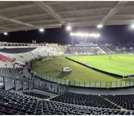 Flamengo encara Corinthians neste domingo de olho na liderança do Brasileirão