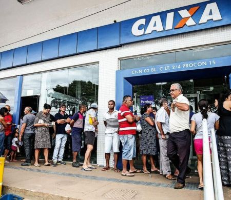 Governo desembolsou mais de R$ 321 mil em programas sociais para milionários