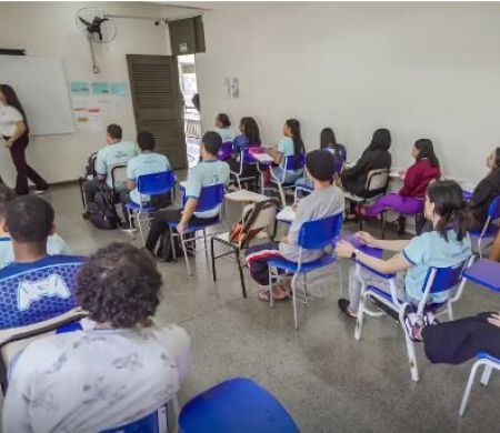 Nascidos em julho e agosto recebem hoje 5ª parcela do Pé-de-Meia