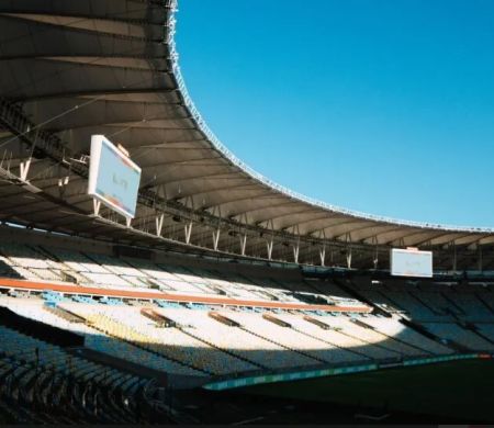 Jogos de Flamengo e Fluminense entram na mira do MPRJ por superlotação