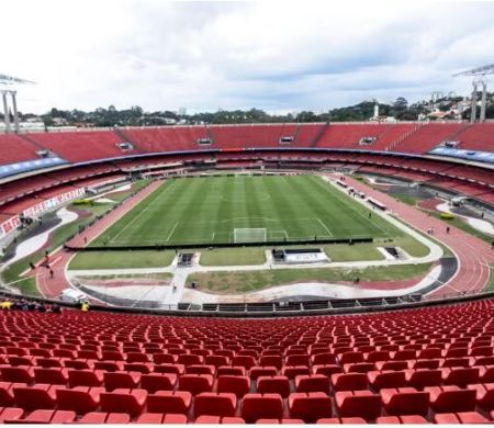 Sem vencer há 10 rodadas, São Paulo pega o Bragantino no Morumbis