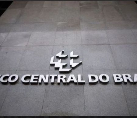 Focus mostra queda nas expectativas para inflação e PIB em 2026