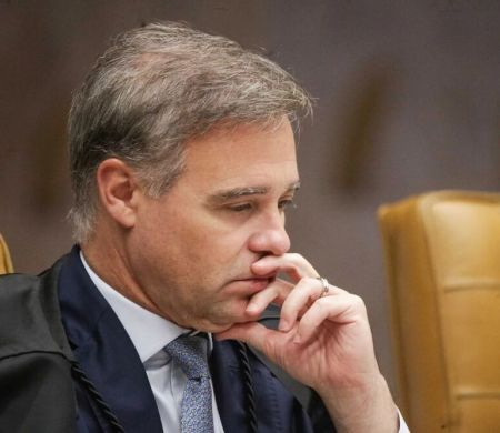Despacho de Mendonça sobre mensagem de Vorcaro gera reação na PF