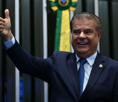 Nelsinho recebe missão argentina em Brasília em meio à tensão política