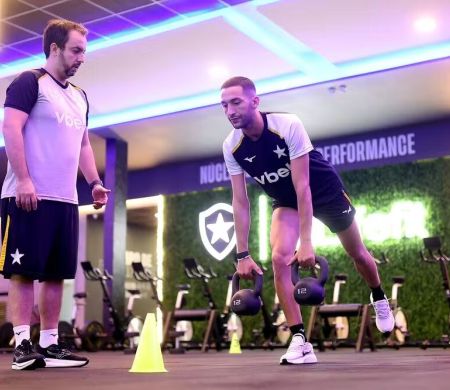Botafogo anuncia apresentação de Ziyech para a torcida neste sábado