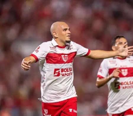CRB vence Sport em confronto direto e se aproxima do G6 da Série B