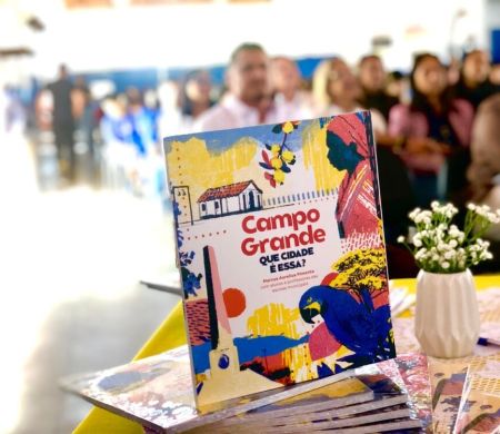 Alunos da Rede Municipal lançam livro sobre história de Campo Grande