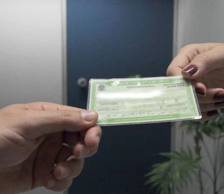 Golpe regulariza título de eleitor por&nbsp; R$ 47,90 às vésperas da eleição