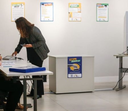 TRE-SP inicia testes de integridade em urnas da capital paulista