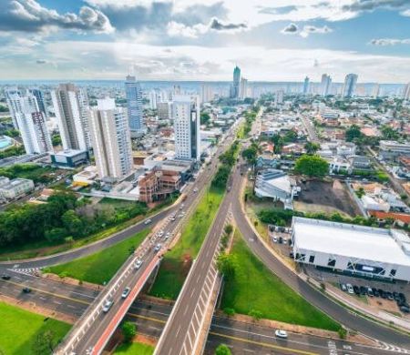 Segunda-feira será de chuva e risco de temporais em MS