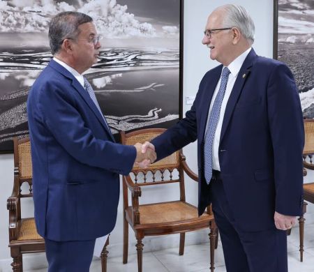 STF tenta reduzir tensão com novo Senado diante de ameaça de impeachment