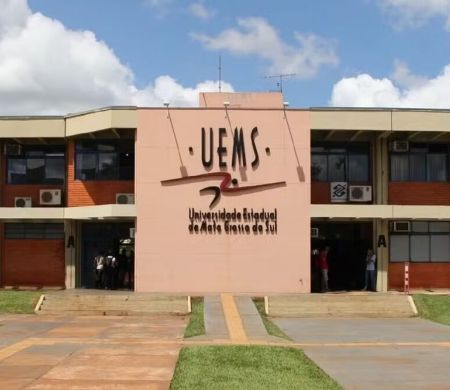 UEMS proíbe atos políticos após PM ser acionada para conter baterna petista