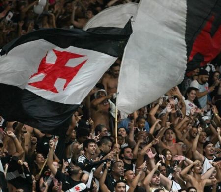 Vasco perde na Justiça direito de enfrentar Boca Juniors no Maracanã