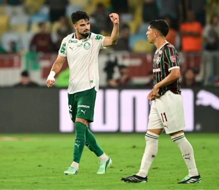 Palmeiras vence Fluminense e fica a um empate da final da Libertadores