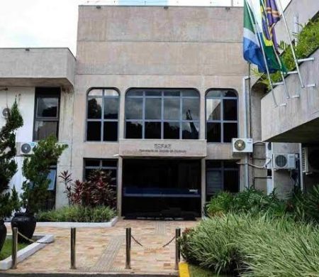 Golpistas usam nome de secretário para tentar fraudar empresas na Capital