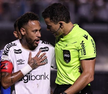 Neymar pode pegar até seis jogos de gancho após expulsão contra o Bahia