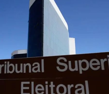 TSE pode permitir união de votos para salvar partidos da cláusula de barreira