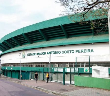 Coritiba e Vitória encerram rodada do Brasileirão em confronto contra o Z-4